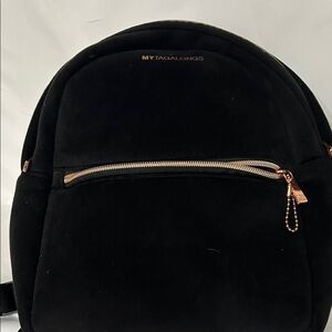 My Tagalongs Black backpack with rose gold Zippers